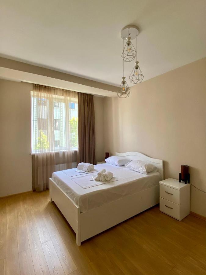 Liberty Apartment Tbilisi Esterno foto