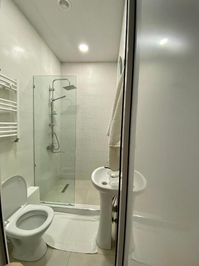Liberty Apartment Tbilisi Esterno foto